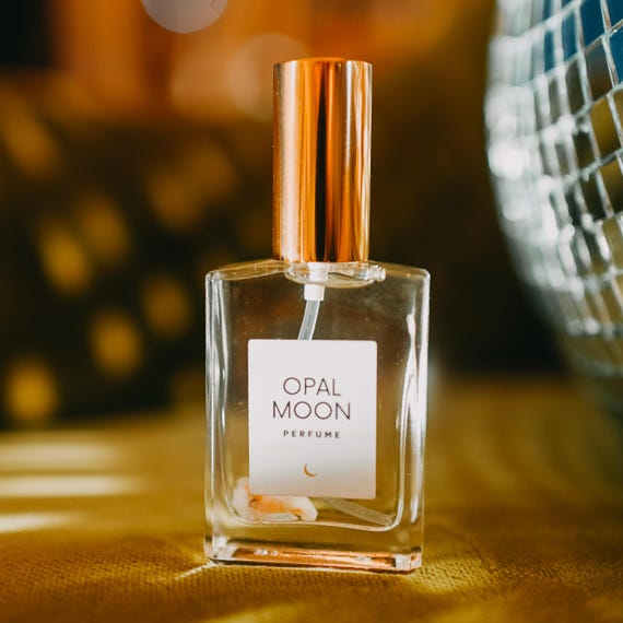Opal Moon Eau De Parfum: Tuberose, Vanilla, Amber, Musk - 1 oz