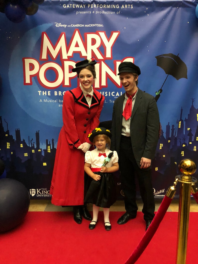 Adorable Mary Poppins outfit image 6