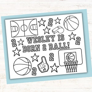 Może przedstawiać: Czarno-biały design o tematyce koszykówki z napisem "WESLEY IS BORN 2 BALL!" z koszykówkami, gwiazdami, boiskiem do koszykówki, gwizdkiem i piankowym palcem. Numer 2 jest powtarzany w całym projekcie.