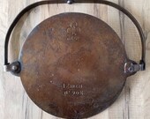 SWAIN Hanging Gypsy Griddle Cast Iron Skillet Pot Cleaned Seasoned