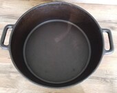 Unmarked Very Large and Heavy Pot Possible Lodge Cast Iron Skillet Pot Cleaned Seasoned