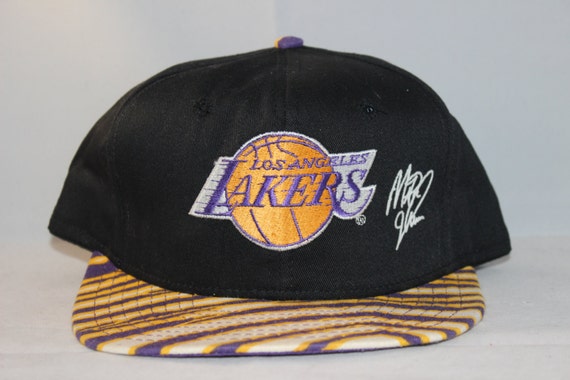 vintage lakers snapback