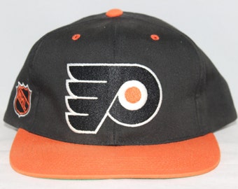 Vintage Philadelphia Flyers Sports Specialties NHL Snapback Hat