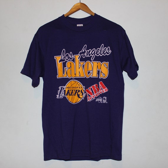 los lakers t shirt