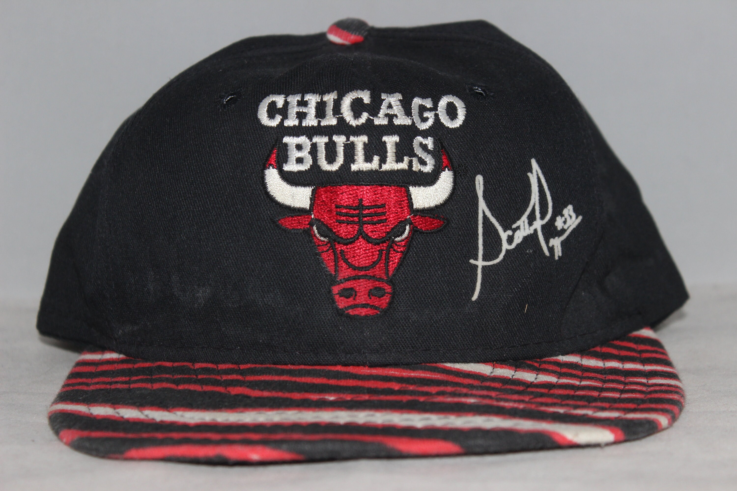 Casquette Vintage Chicago Bulls - Taille 7 1/4 - Multi-couleur - Marque Reebok - Occasion
