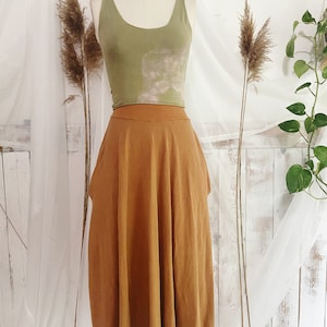 Clover skirt w. POCKETS - Organic Cotton and Hemp - plant dyes