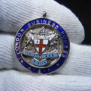 Vintage Sterling Silver and Enamel Fob Medallion Hallmarked London 1946