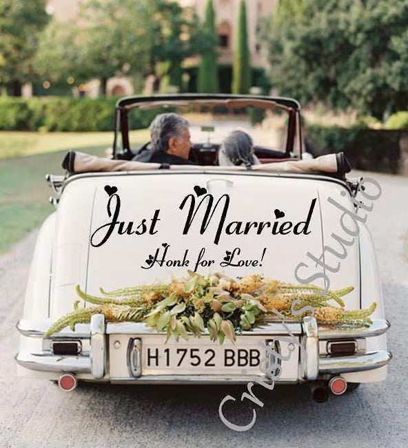 Just Married Car Decal - Etsy Canada