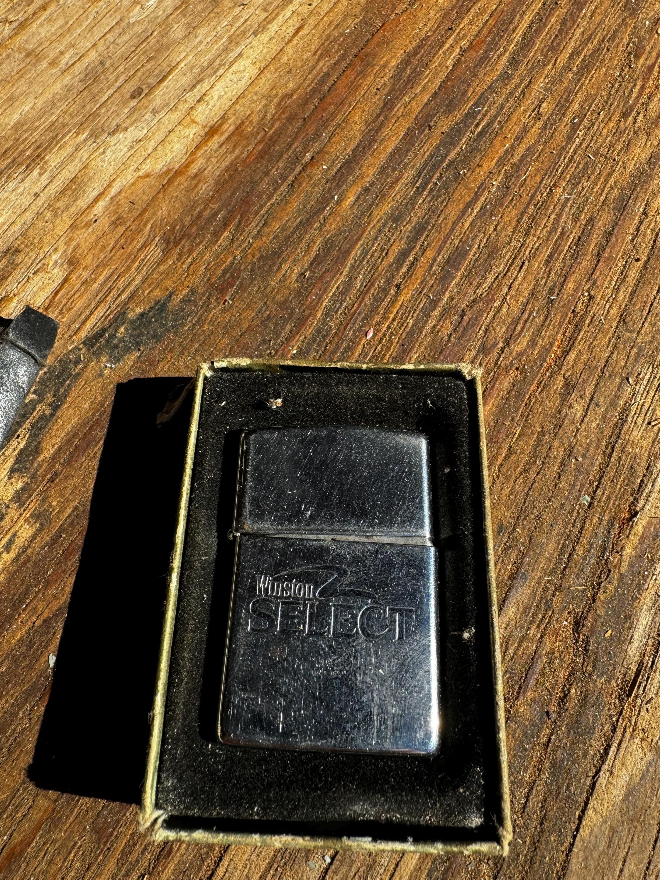 Zippo　Winston cabin Vintage ZIPPO Winston Select Lighter Needs Flint 1-1/2