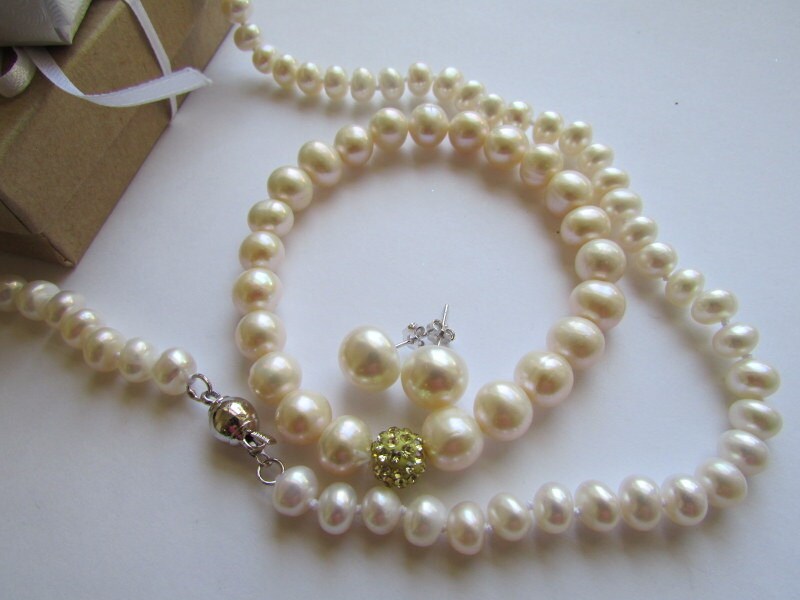 Set of Pearl AAAA Smooth Round White Fresh Water Pearl - Etsy
