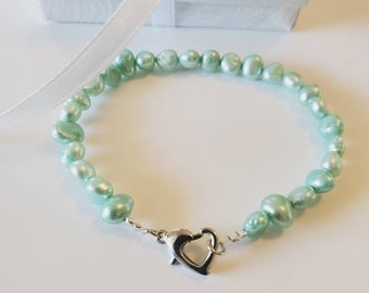 Light Green Pearl Bracelet, Baroque Freshwater Pearl, Silver Heart Clasp