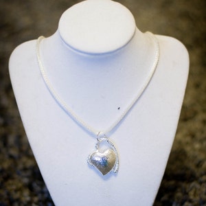 Free Shipping-Lovely  925 Silver Heart Pendant with Sterling Silver Snake Chain Necklace Was 29.99 Now 24.99