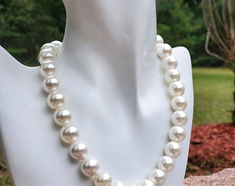 18-36 Inch 8mm 10mm 12mm 14mm Natural Black South Sea Shell Pearl Necklace AAA 18-36 Inch 8mm 10mm 12mm 14mm Natural Black South Sea Shell Pearl Necklace AAA