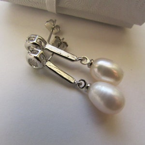 Ready to ship- Smooth Rice White Fresh Water Pearl with Crystal Rhinestone Silver Stud Dangle Earrings
