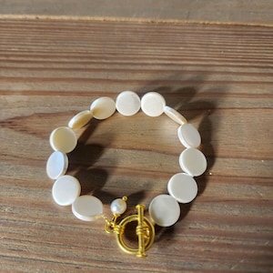 White Coin Pearl Bracelet,Pearl Bracelet,Pearl,Coin Pearl,Birthday Gift,Bridal Gift,Wedding Gift,Bridesmaid Gift,White Pearl