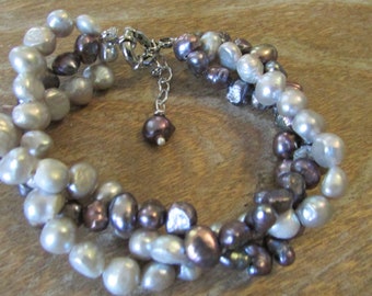 3 Strands of Gray Pearl Bracelet, Peacock Pearl Bracelet, Baroque Pearl Bracelet, Gray Bracelet, Freshwater Pearl Bracelet, Pearl Bracelet