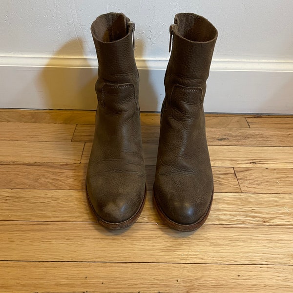 Olive Green Leather Boots | size Women’s 7 (37 EU)