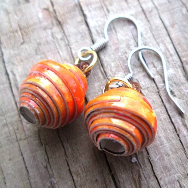 Gioielli ecologici - Orange carta perla Orecchini - Orecchini acquerello - orecchini Celosia - Upcycled, riciclati, reimpiegato