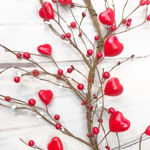 Heart and Berry Garland, Valentines Garland, Spring Garland, Red Garland, Keleas, Keleas Florals