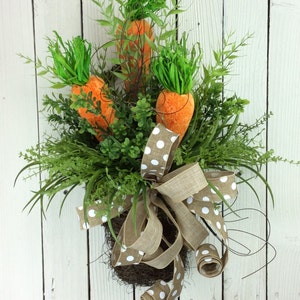 Easter Door Basket, Carrot Wreath, Easter Wreath, Easter Door Hanger, Carrots in Basket, Easter door Basket with carrots, Carrot door hanger