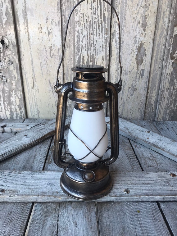 Old lantern lights deals