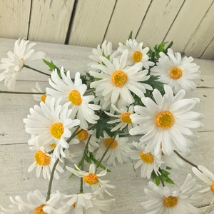 White Daisy Stem, Daisy Stem flower, Pink Daisy flowers for wreaths, White Flowers, Spring Flowers, Keleas , Keleas Flowers