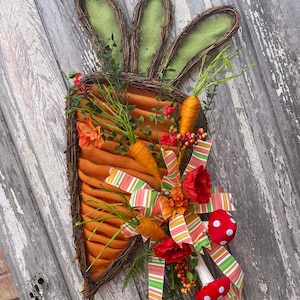 Easter Carrot Door Wreath for front door, Easter Porch Decor wreath with Carrots by Keleas