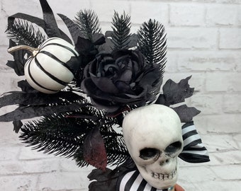Halloween Floral Picks Spray, Skull Picks, skull decor, Halloween Wreath attachment, Halloween skull for wreath,  Wreath Picks,  Keleas