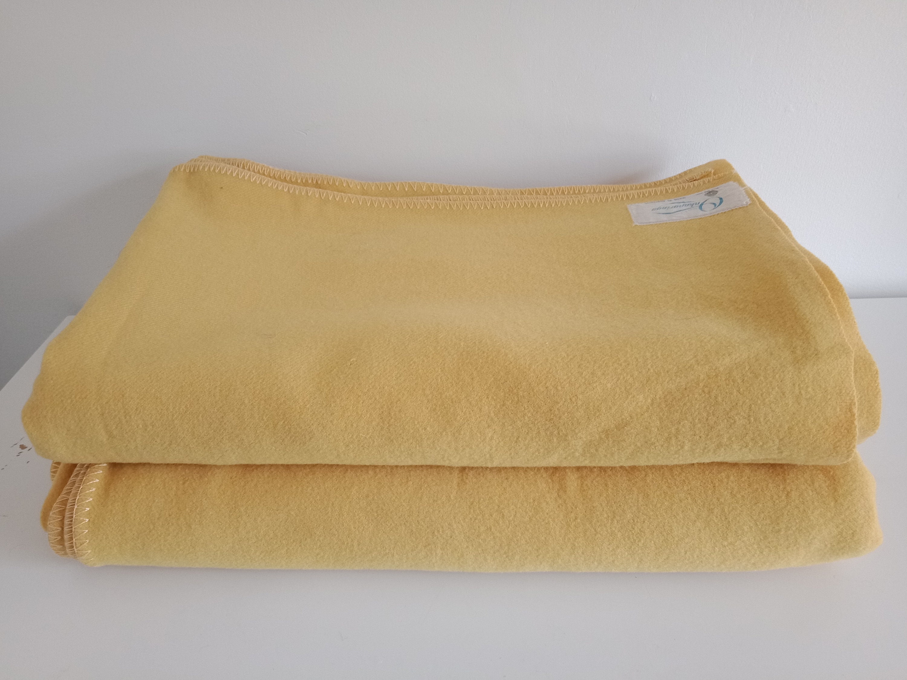 Onkaparinga Vintage Australian wool blanket golden yellow | Etsy