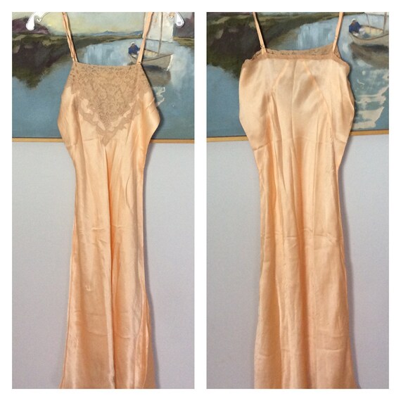 Vintage 30’s Peach Silk Lace Slip Lingerie nightgo