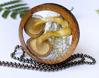 Resin Terrarium Necklace with Mushroom Moss: Fungi Botanical Mushroomcore Fairy Woodsy Northwoods Boreal Jewelry Wood Pendant