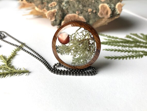 Green Moss Plant Double Sided Necklace Handcrafted Lichen Natural jewelry Nature Lovers Gift Resin Pendant Terrarium Plant Pendant