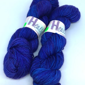 Gem100 Hand-dyed Semi-solid 100g Merino-Cashmere-Nylon 4 ply Fingering Wool Yarn Tanzanite