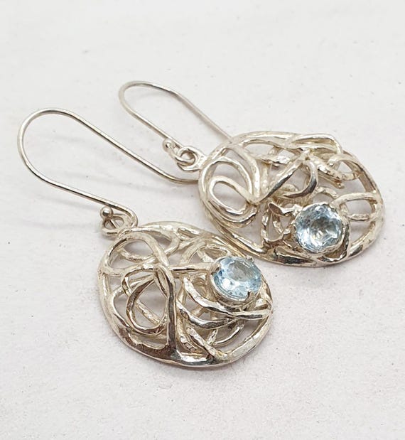Orecchini Pendenti Goccia Topazio Blu – Argento Placcato, Stile Dreamy, Luckyshine