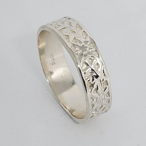 Hand-Sculpted Sterling Silver Wedding Ring: Floral Leaf Band