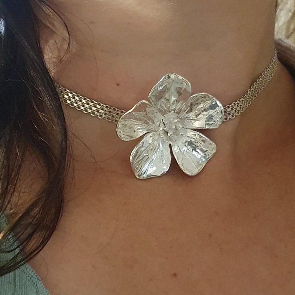 Buttercup Flower Necklace ,Large Flower Silver Choker ,Silver Solid Flower Necklace ,Silver Buttercup Pendant ,Silver Choker Necklace