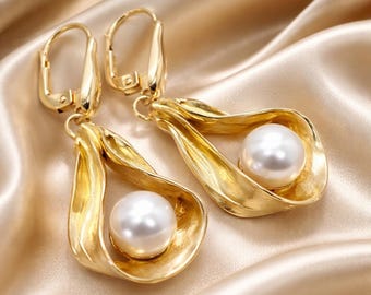 Handmade Sculpted Gold Drop Earrings with White Pearl: Luxury Dangle Earrings