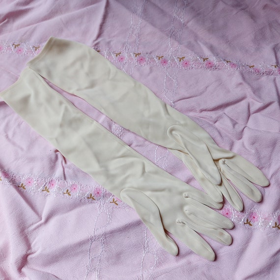 Vintage nylon white, cream or black women's glove… - image 9