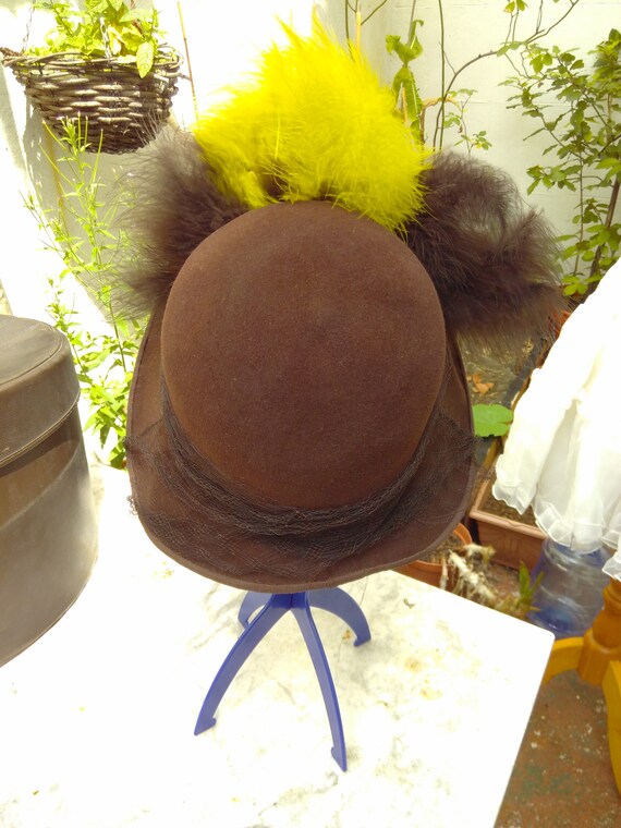 Genuine vintage 1940s hat. Used for "going away" … - image 4