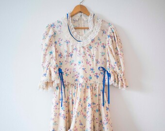 1950's Swing Dress || Vintage Prairie Dress || Peasant Style Festival Dress