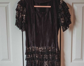 1930s Lace & Taffeta || Vintage Evening Gown || Black Lace