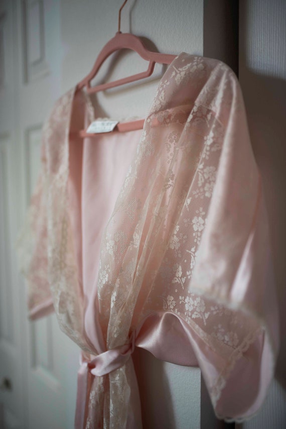 Vintage 1990 Robe || Pink & White Lingerie || Wed… - image 4