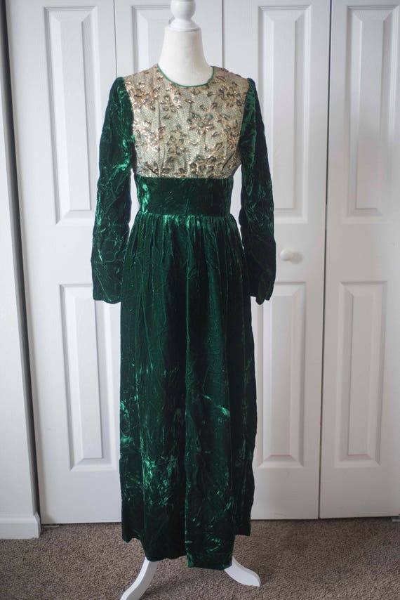 Green Velvet 1940's Dress || Christmas Dress || Ev