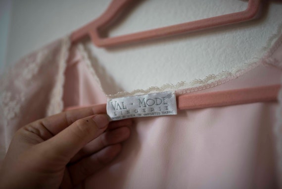 Vintage 1990 Robe || Pink & White Lingerie || Wed… - image 3