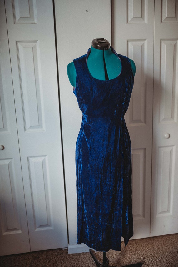 Blue Velvet Biased Cut Dress || Vintage 1990s || V