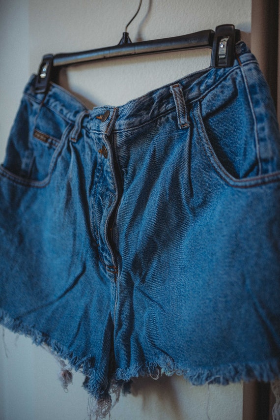 SALE Cut Off Shorts || Vintage Shorts || 90s Denim - image 2