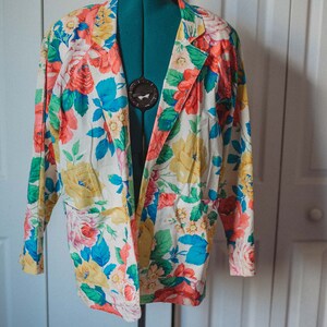 Vintage Floral Jacket || Spring Time Wear || Bright & Sunny