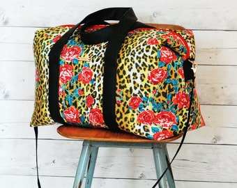 Emblem Duffle Bag PDF sewing pattern