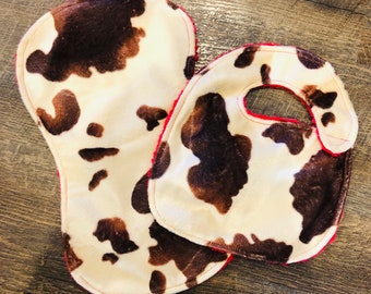 Western country Baby Bib & Burp cloth Set - Pony cow Print with Red Paisley Backing - contoured burpcloth - minky - red back