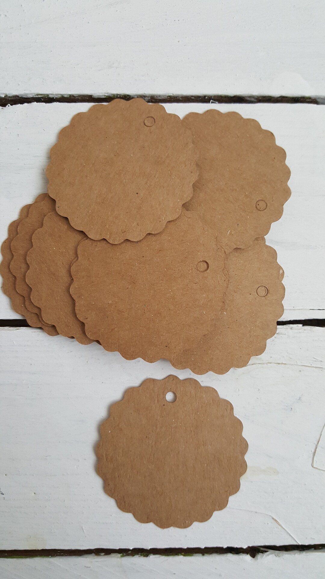 20 Paper Tags Labels Kraft Paper Round Hang Tags Wavy Circle Wavy Circle Etsy